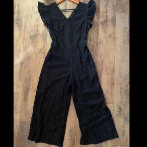 Beautiful romper in lace ( eci New York)